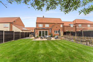 Photo 32- click for photo gallery